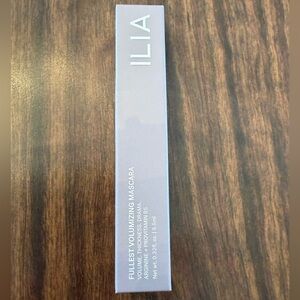 ILIA Fullest Volumizing Mascara - Classic Black